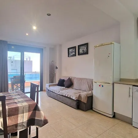 Rene Go2llolet Apartment
