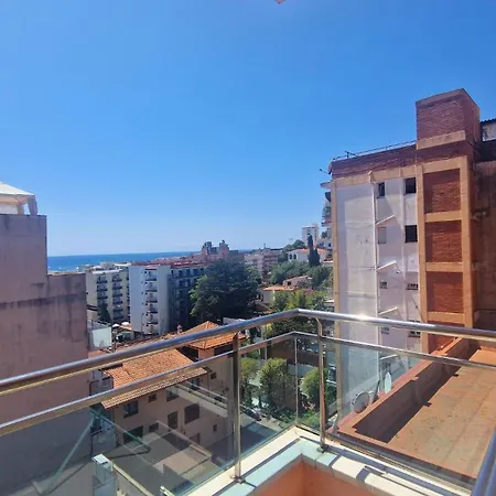 Rene Go2llolet Apartman Lloret de Mar